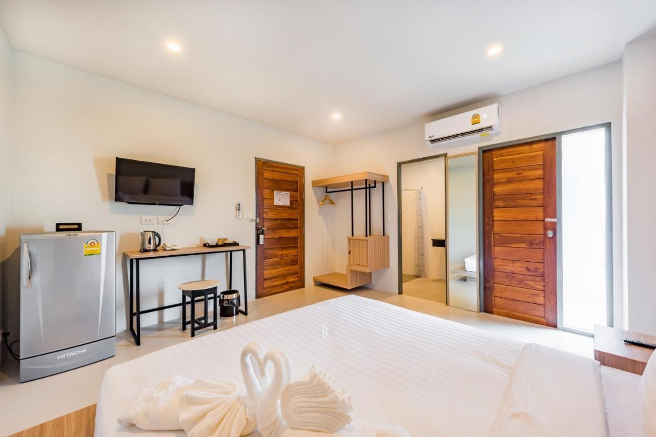 Phuket Marine Poshtel - Sha Plus Chalong Dış mekan fotoğraf