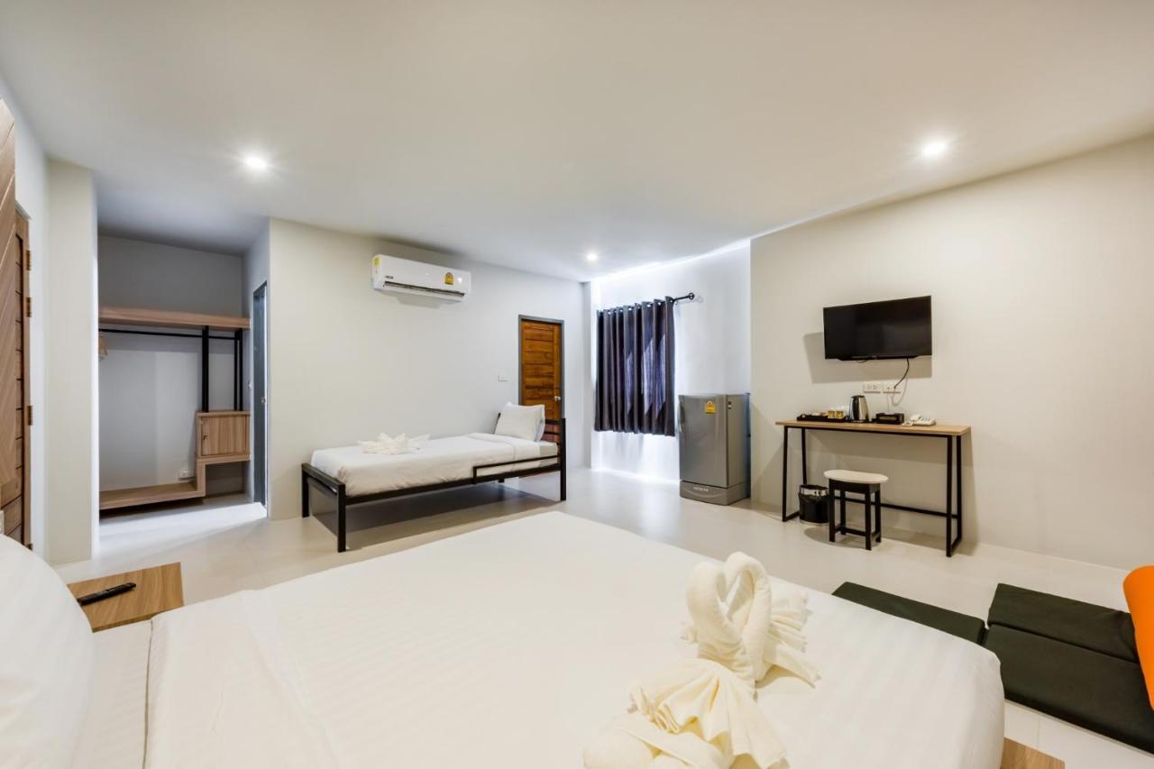 Phuket Marine Poshtel - Sha Plus Chalong Dış mekan fotoğraf